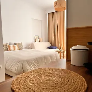 https://bnb-adi-boutique-house.hotelschalkidiki.net